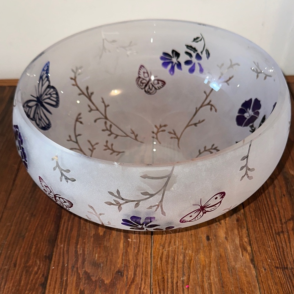 Lennox Butterfly Meadow frosted glass Bowl